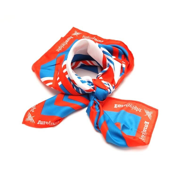 Lenço personalizado vermelho e azul com estampa Eurofreight